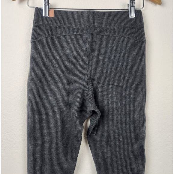 Lunya Restore Thermal High Rise Legging in Mellow Gray Heather Size XS NWOT - Picture 7 of 12